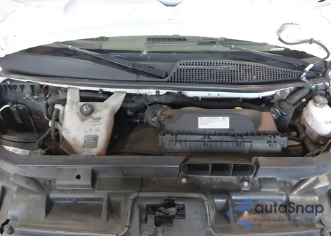 2021 Chevrolet Express Cargo Rwd 2500 Regular Wheelbase Wt from USA, damaged, VIN 1GCWGAFP7M1310209